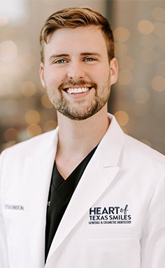 Waco Texas dentist Doctor Ethan Enneking