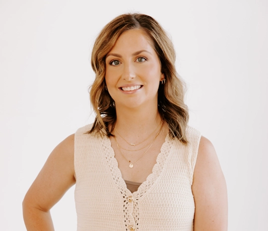 Dental hygienist Kaitlynn